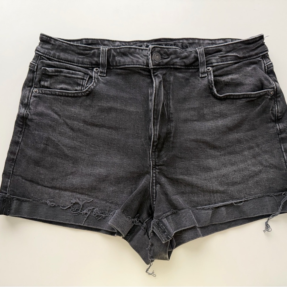American Eagle Outfitters Black Wash Mom Shorts